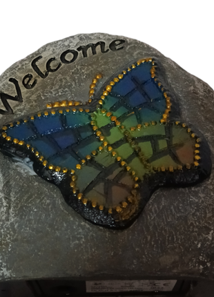 Led нічник з сонячною батареєю.