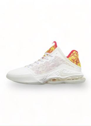 Nike lebron 19 low "witness ": комфорт и стиль для игроков всех уровней