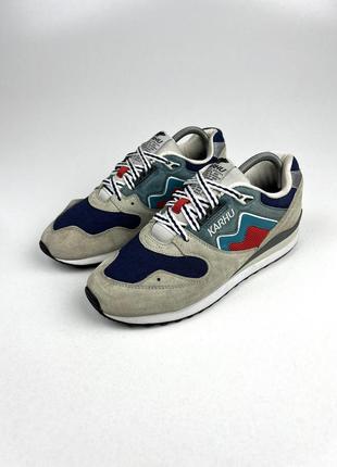 Замшевые кроссовки karhu