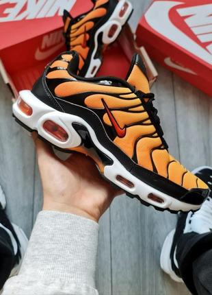 Чоловічі кросівки  nike air max plus tn black orange4 фото