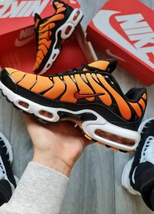 Чоловічі кросівки  nike air max plus tn black orange3 фото