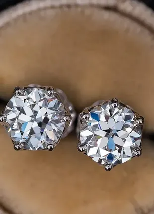 Срібні сережки з діамантами муассанітами 0,5 см3 фото