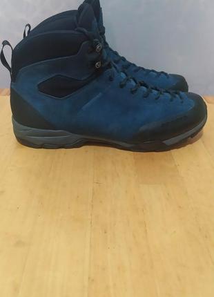 Scarpa gore-tex - трекінгові шкіряні водостійкі черевики