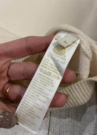 Базовый молочный джемпер свитер шерстяной от бренда munrospyn, 100% мериносовая шерсть7 фото