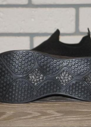 Кросівки підліткові чорні без шнурків (розміри: 40)8 фото