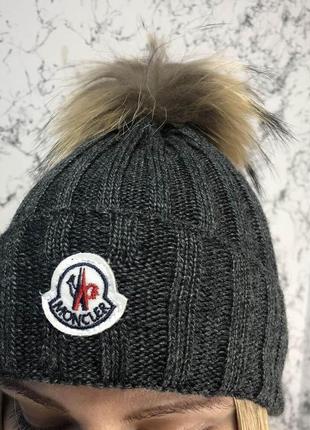 Зимний комплект moncler winter hat knitted pompon and scarf dark gray2 фото