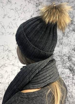 Зимний комплект moncler winter hat knitted pompon and scarf dark gray9 фото
