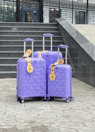 Якісна валіза з поліпропілен,модель 376  ,прорезиніна ,надійна ,колеса 360 ,кодовий замок ,туреччина