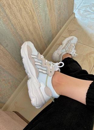 Классные кроссовки adidas ozweego campus beige reflective белые унисекс 36-45 р5 фото