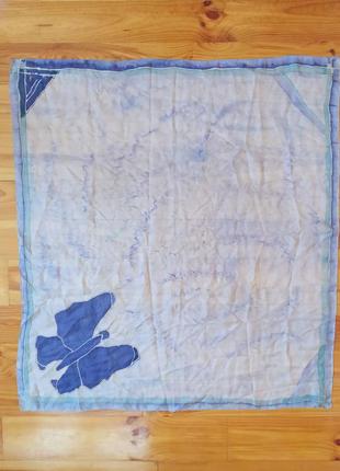 Батик ручная роспись  шелковый платок . размер 87х82 см
