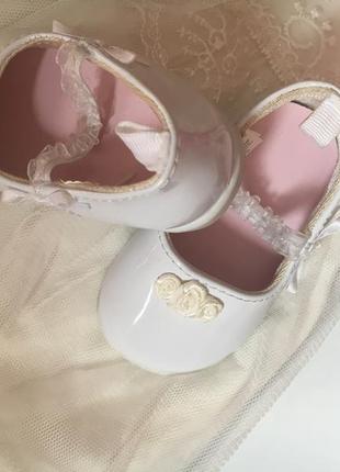 Детские туфельки ( для первых шагов)