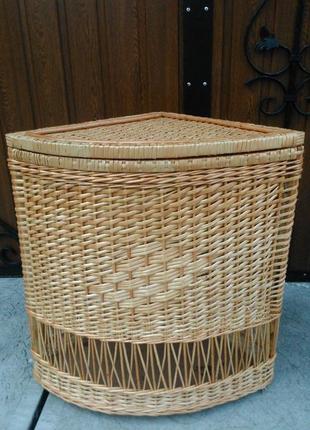 Плетеная из лозы корзина,ящик для белья большая угловая натуральная "№2"