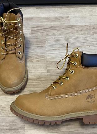 Ботинки кожные timberland 35,5 размер унисекс