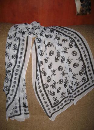 Бандана шарф skulls белый черный1 фото