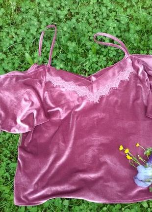 Велюровий топ з мереживом фірма girls on film майка топ