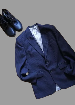 Чоловічий ретро піджак. вінтажний стиль