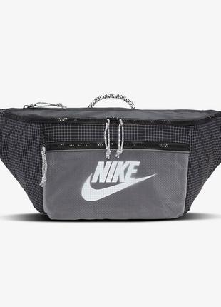 Сумка на пояс nike tech hip pack 14l (cv1411-011)1 фото