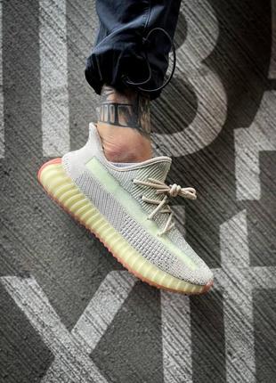 Женские кроссовки 
adidas yeezy boost 3504 фото