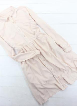 Нежное платье-рубашка свободного кроя