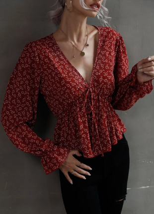 Красива блуза