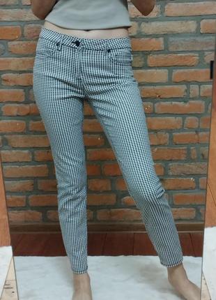 Скіні "в гусячу лапку" від "forever 21" у розмірі eu 40