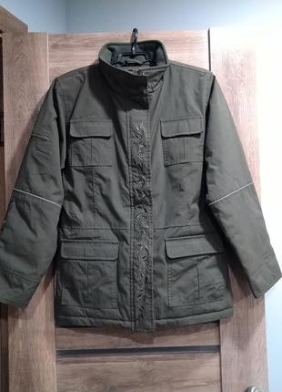 Куртка с вышивкой, функфициальная, непромокаемая. не продуваемая. лыжная хаки1 фото