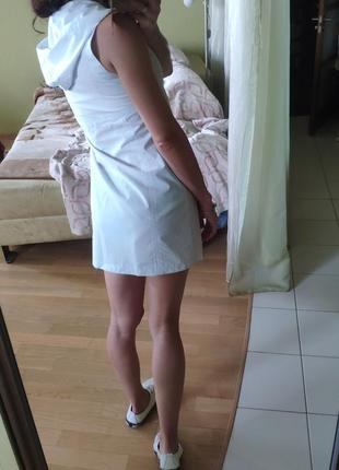 Бавовняне короткий міні плаття з капюшоном блакитне з гудзиками кишенями5 фото