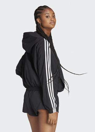 Вітровка essentials 3-stripes woven sportswear ht33992 фото