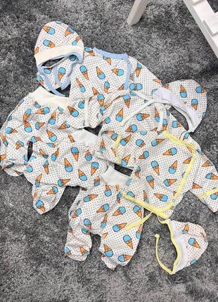 Теплый яркий костюм для новорожденных "микс" из байки (футера) 0-1 мес, в роддом5 фото