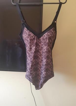 Крутой фирменный купальник. размер с,м