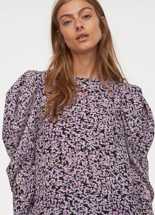 Очень красивая лавандовая блуза с пышными рукавами пуфами h&amp;m 💜💜3 фото