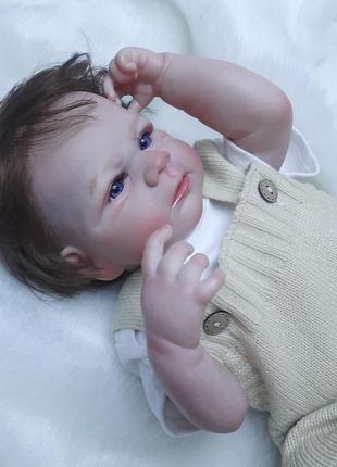 Лялька реборн новонароджений хлопчик повністю вініл силіконовий з волоссям дуже реалістичний як жива дитина3 фото