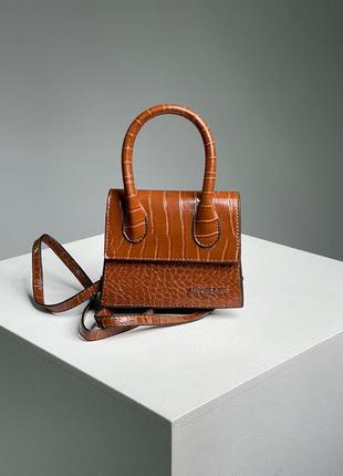 Сумка мини в стиле jacquemus под крокодила