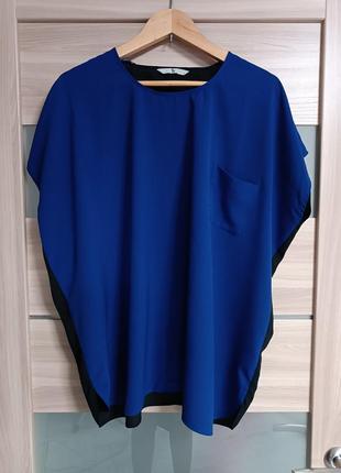 Красива блуза оверсайз із кишенькою на грудях