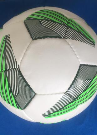 Мяч футбольный для детей adidas tiro league hs fs0368 (размер 3)2 фото