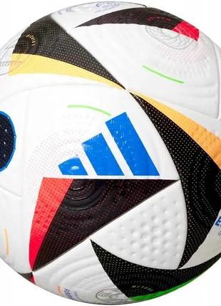 Мяч футбольный adidas euro24 fussballliebe omb iq3682 (размер 5)4 фото
