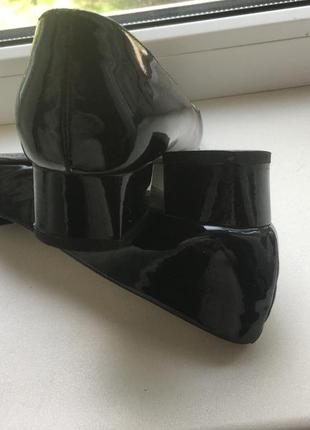Туфли женские  лаковые производство италия  р373 фото