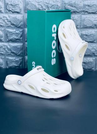 Мужские кроксы crocs белые шлёпанцы крокс3 фото