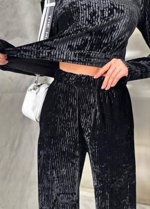 Костюм двійка велюр страйп чорний, беж, зелений