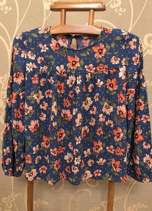 Дуже красива та стильна брендова блузка у кольорах..100% віскоза.