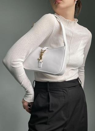 Женская сумка yves saint laurent hobo white/gold7 фото