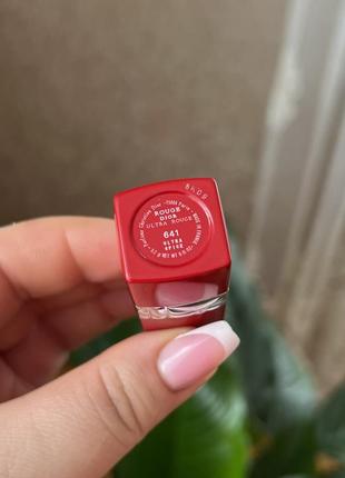 Зволожувальна губна помада dior rouge dior ultra rouge5 фото