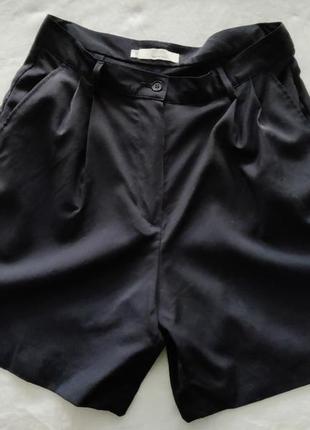 Sisley женские шорты из шерсти. размер 30