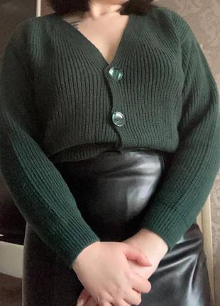 Кардиган жіночий зеленого-смарагдового кольору4 фото