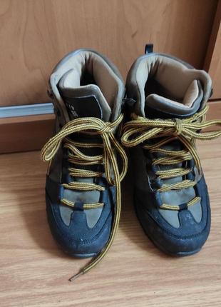 Дитячі термо черевки демісезонні waikiki 36 р., демисезонные ботинки4 фото