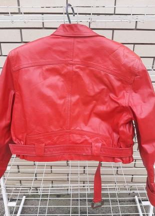 Куртка женская кожаная короткая красная, размер с/м.6 фото