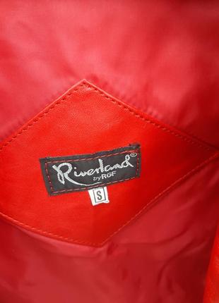 Куртка женская кожаная короткая красная, размер с/м.3 фото