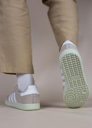 Жіночі кросівки adidas samba beige женские кроссовки адидас самба бежевые adidas samba - це культова9 фото