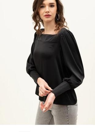 Блуза з об'ємними рукавами1 фото
