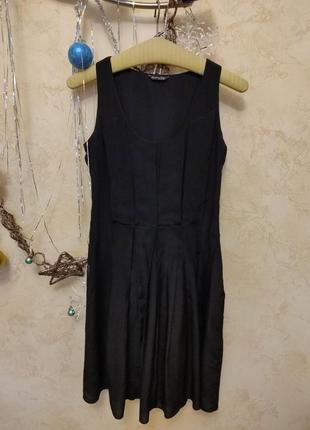 Красивое маленькое чёрное платье шёлк massimo dutti1 фото